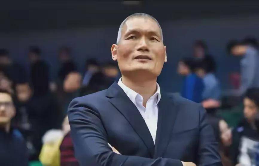 官宣换帅背后,揭秘巩晓彬难出山5大原因:和闵鹿蕾一样_图片_丁伟_赛季