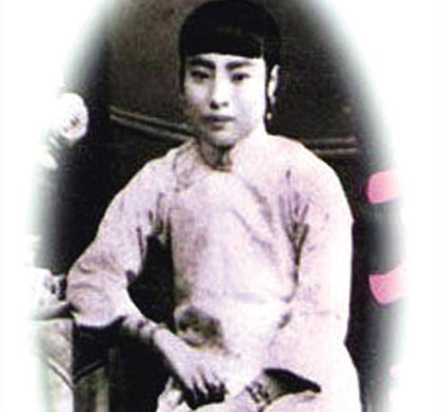 演员,拒绝5位总统追求,却隐居农村,守寡了一辈子_刘喜奎_张勋_梅兰芳