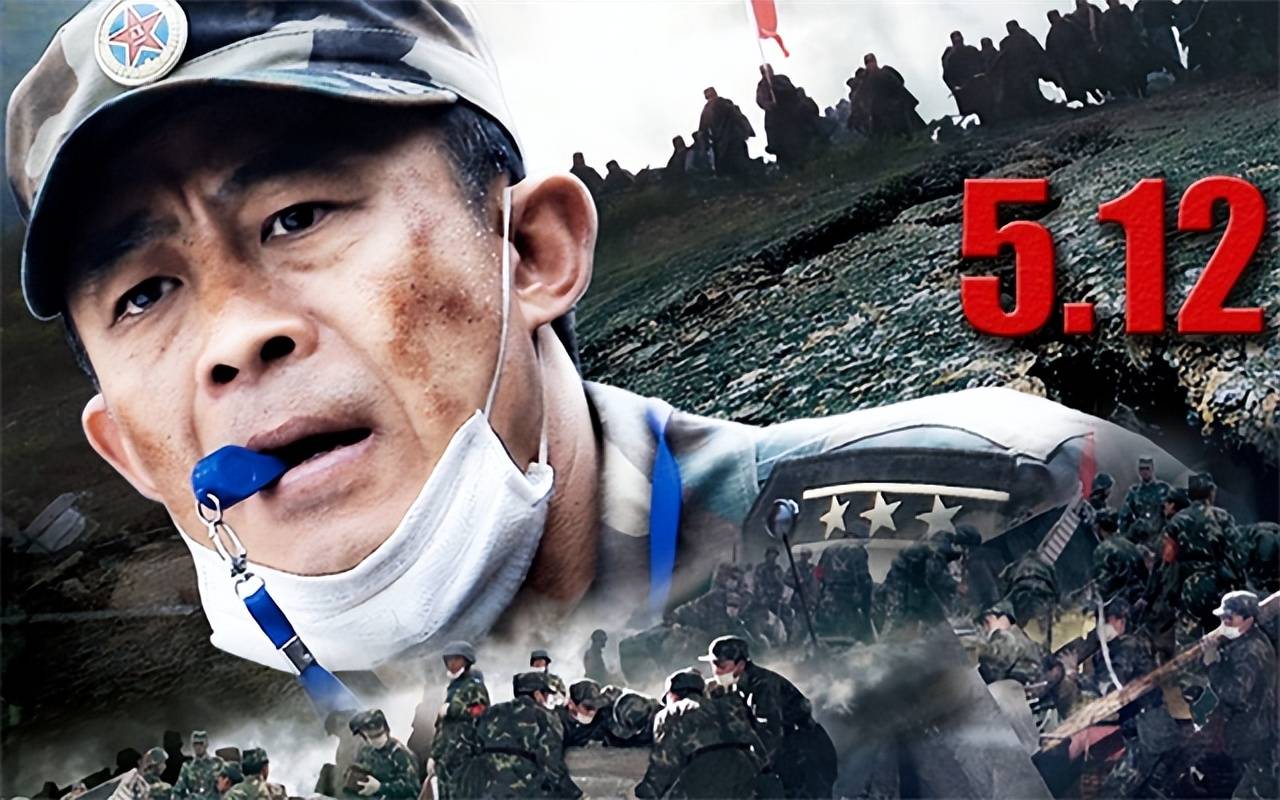 正在超市挑选食材的书记母亲,为了保护一名婴儿车中的孩子,毅然让出了