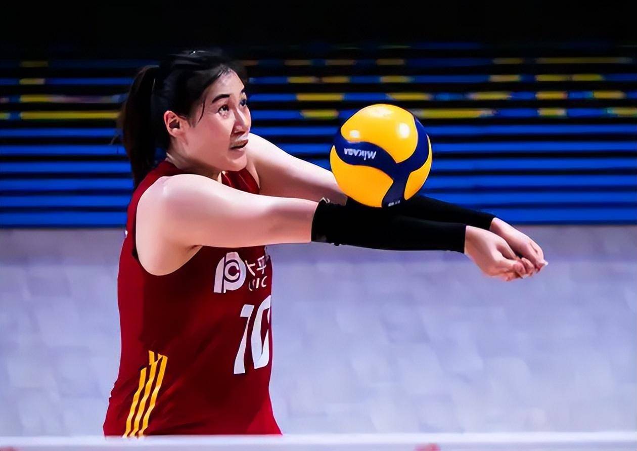 女排大胜韩国后1人最失落,当年首发1分钟没打,球迷:早该让位