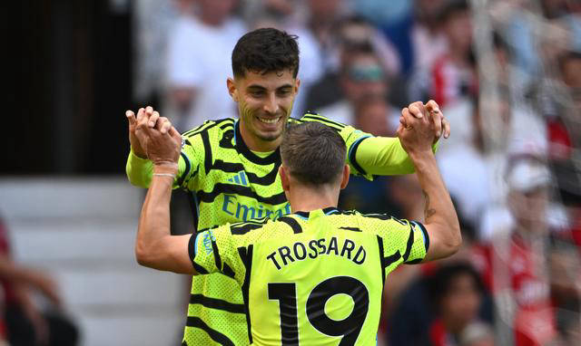 阿森纳双杀曼联,马竞锁定欧冠席位 拜仁轻松胜沃尔夫斯堡_比赛_米罗