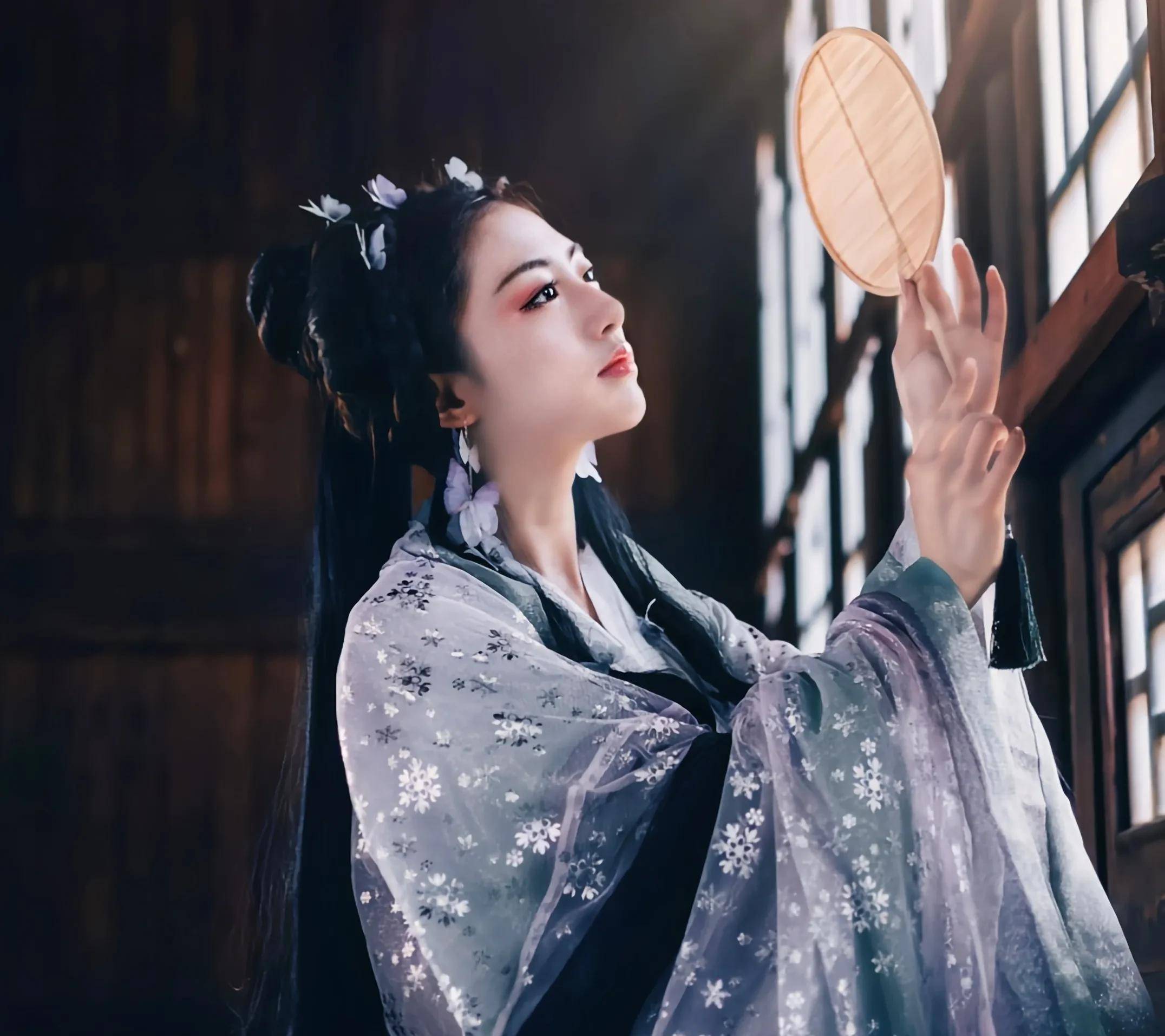 小才女鱼玄机为何爱上比她大30岁的诗人温庭钧?后来为何被腰斩