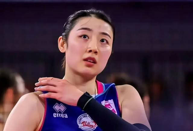 姚迪官宣回应退役疑云,教育大学求学首度曝光_中国女排_蔡斌_球迷