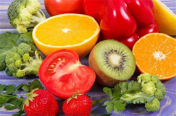 秋天补充维生素c,这些水果和蔬菜日常要多吃,多吃对身体好