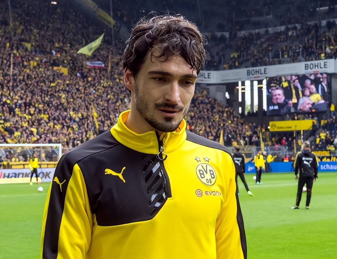 胡梅尔斯是本赛季欧冠中表现最好的中后卫级别球员,多特打进了欧冠