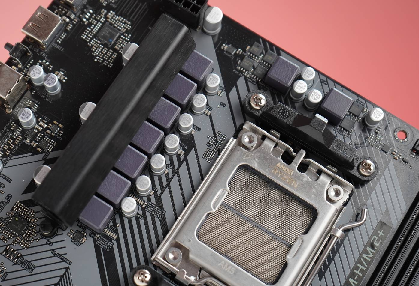 华擎b650m-h主板评测:600出头,可魔改开pbo2,还要什么电动车?