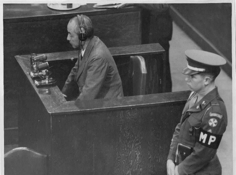 大快人心的"东京审判",东条英机等7名战争罪犯被处以绞刑