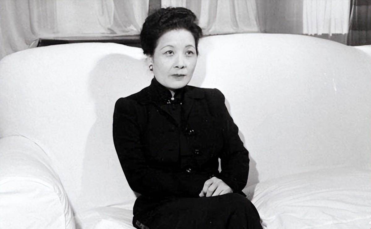 宋美龄一生未生育,这是为何?