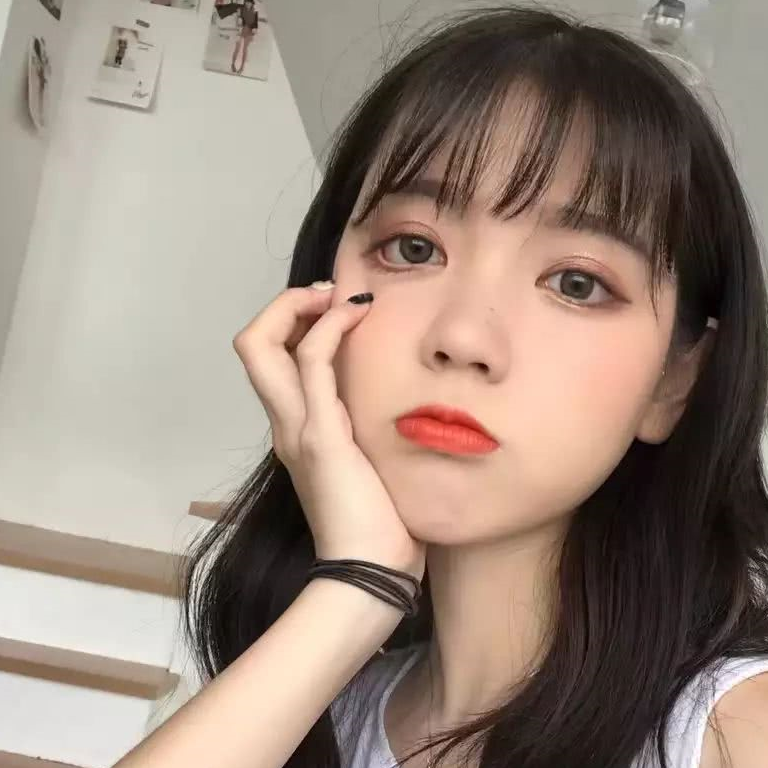 几大星座的女生,善良迷人还很有魅力,男神也拜倒在你裙下