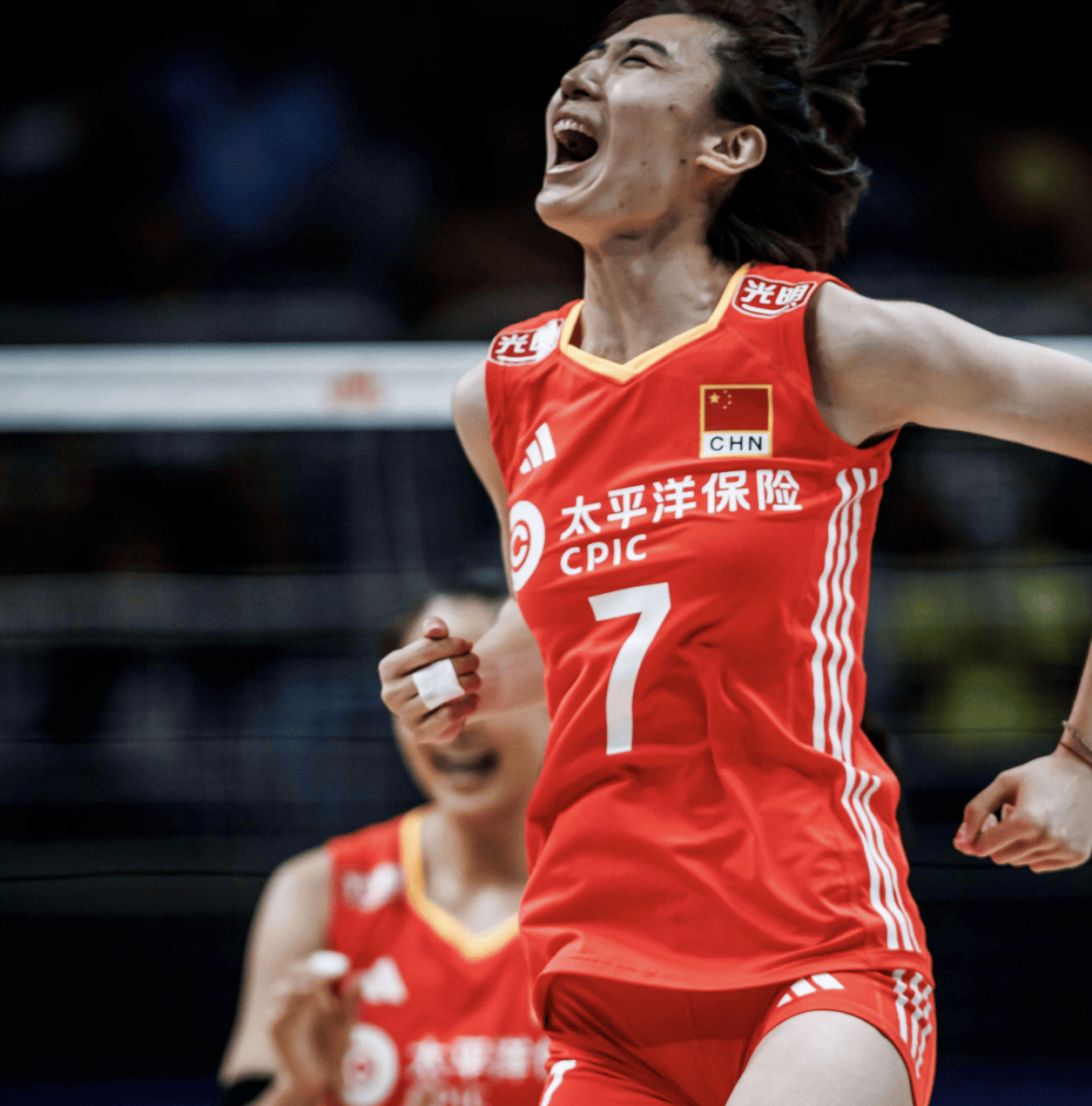 女排又一猛将崛起 颜妮接班人出炉 单场8拦接近世界级蔡斌幸福