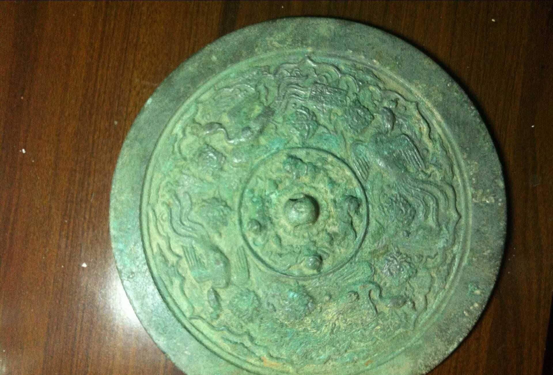 博物馆里展出的古铜镜,为啥只展出背面