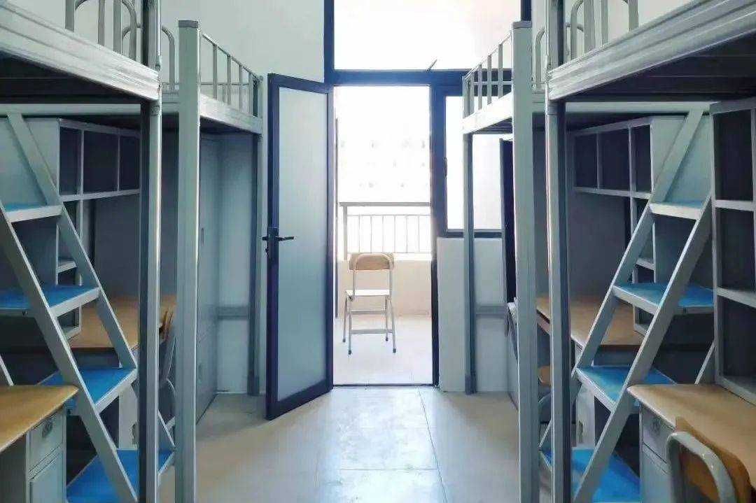 广东高职高考专科4人间宿舍大盘点!选错后悔三年!