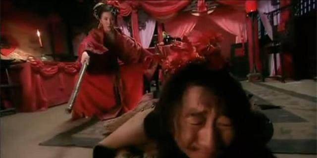众所周知,矮脚虎是个不折不扣的色狼,他在见到扈三娘的时候,立即被