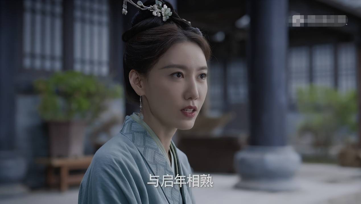 能进入抱月楼时,被王夫人轻描淡写提到的一个青楼女子瞬间吓破了胆,更