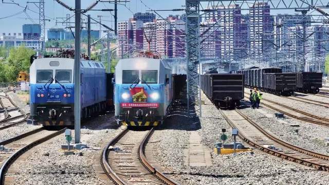 陕煤外运再添新通道 浩吉铁路闫玉联络线开通运营
