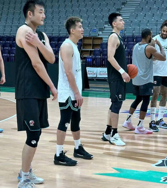 cba总决赛g2郭艾伦欲复出遭拒,下赛季离队成定局