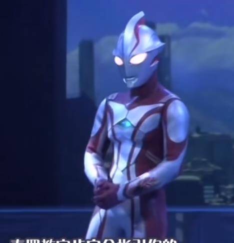 泰罗教育泰迦,却被奥特之父拆台,合着光之国也有"隔代亲"呀