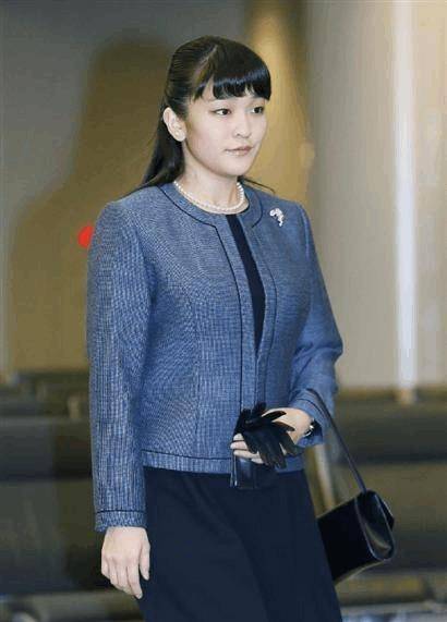 亲王:出身皇室爱上平民,不顾父亲反对执意嫁给小室圭_母亲_日本_公主
