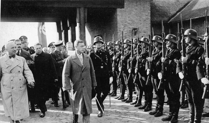 为情爱,还是另有原因?探究爱德华八世的退位真相