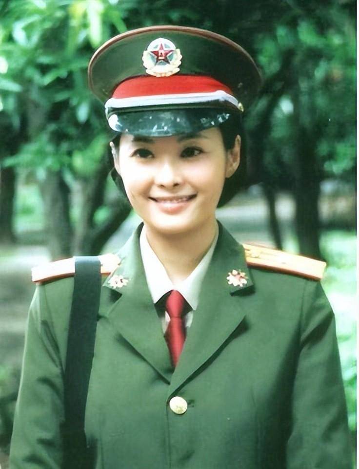 身价300亿富商徐威,宠袁立12年,为何转身迎娶奥运冠军张怡宁?