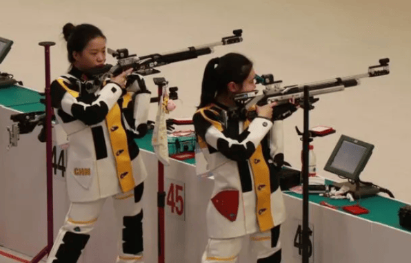 趁暑假豪夺两枚奥运金牌,23岁二次发育逆袭成女神_杨倩_奥运会_射击