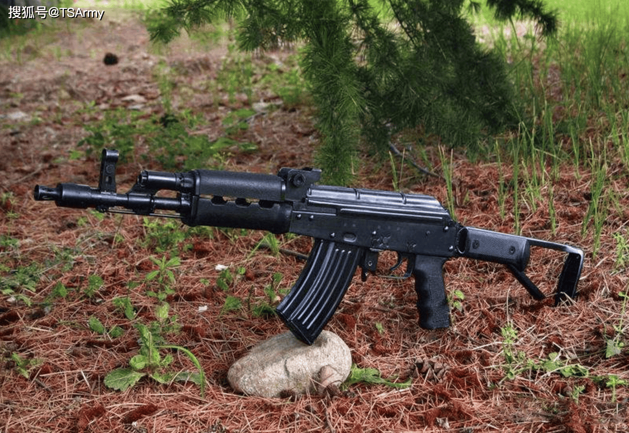 ak117突击步枪原型图片