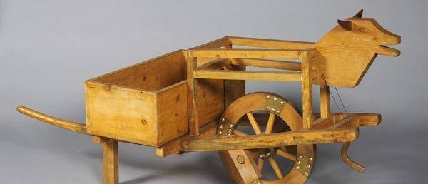 前杠长一尺八寸,广二寸,厚一寸五分.后杠与等.