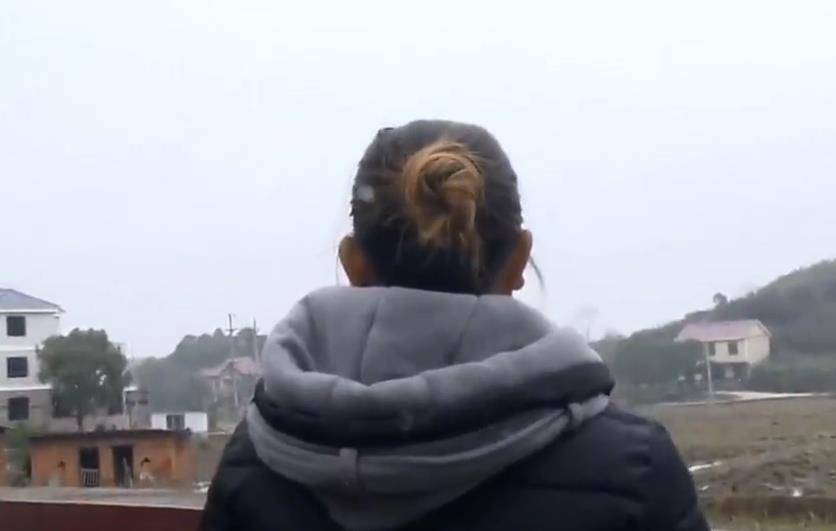 11年湖南农民娶乞丐为妻,5年后她离家出走,才知其身份并不简单