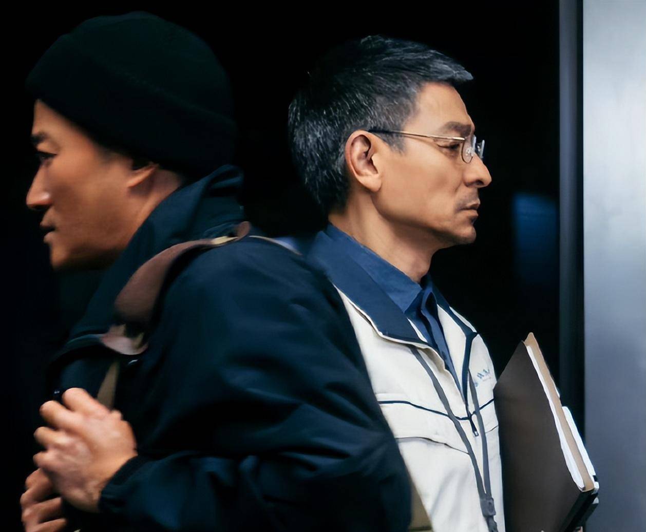 朱一龙凭借《人生大事》已经获得第35届中国电影金鸡奖"最佳男主角"