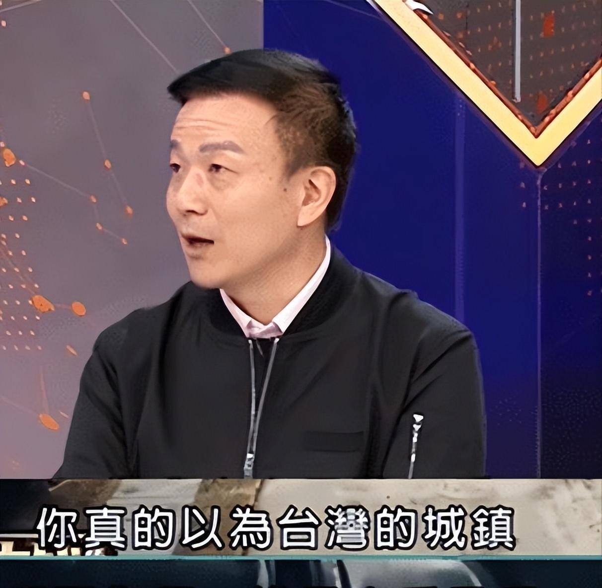 他被称为"诸葛亮"再世?黄埔军校出身,却靠着一张贫嘴成为新星