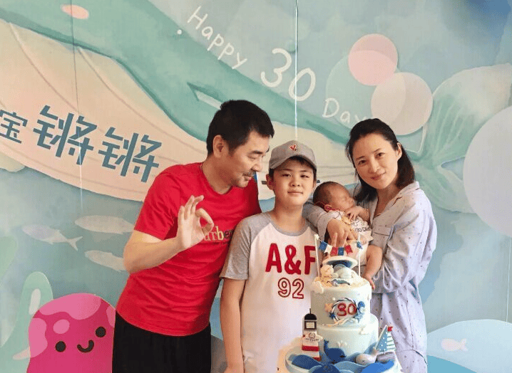 把这6个星二代放一起看,颜值差距一目了然_女儿_儿子_张庭