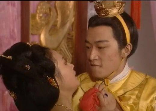 杨广为何要非礼宣华夫人?是不是出于对皇位的考虑?还是其它原因