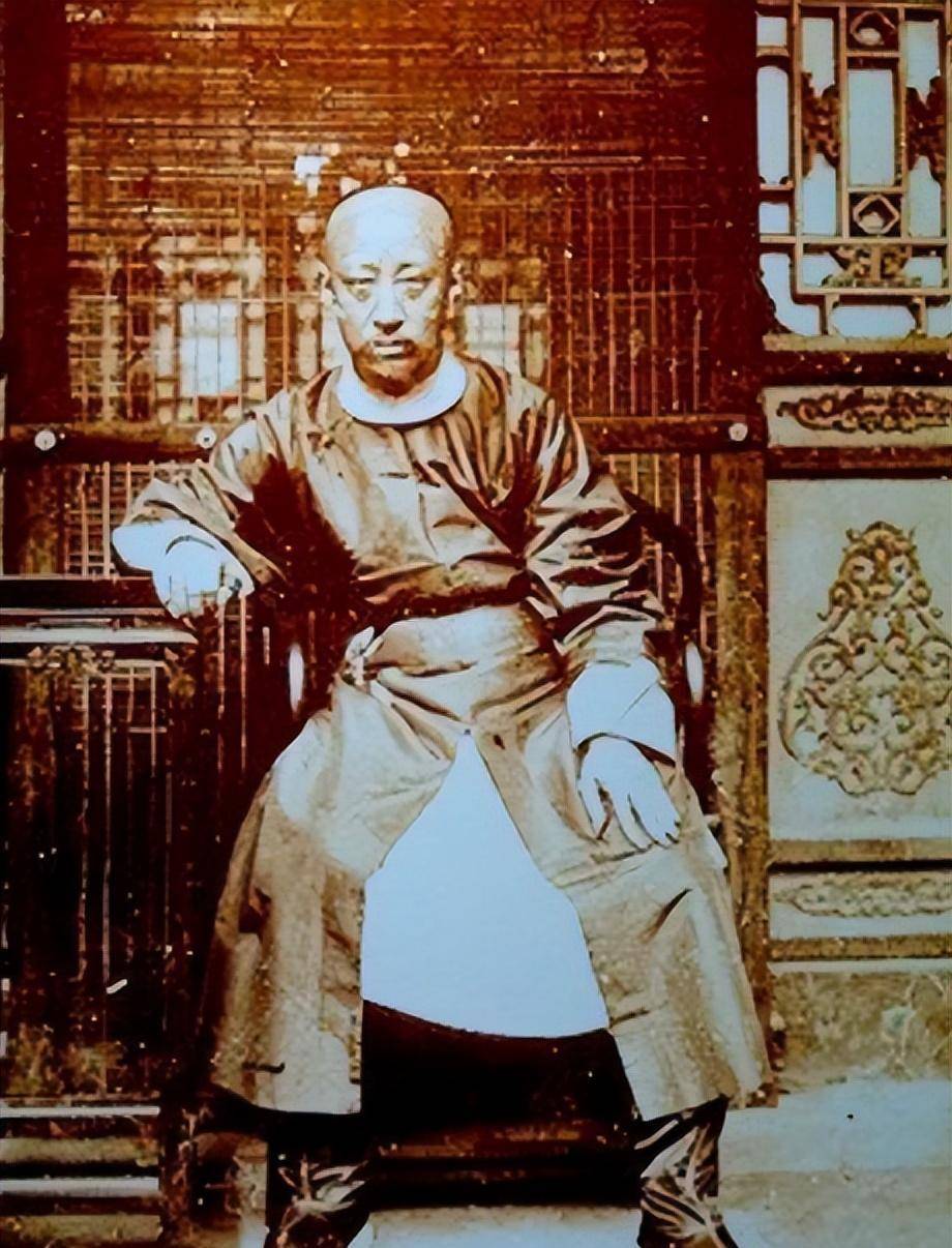 清代十二个铁帽子王,为何怡亲王一族能掌握晚清命运?