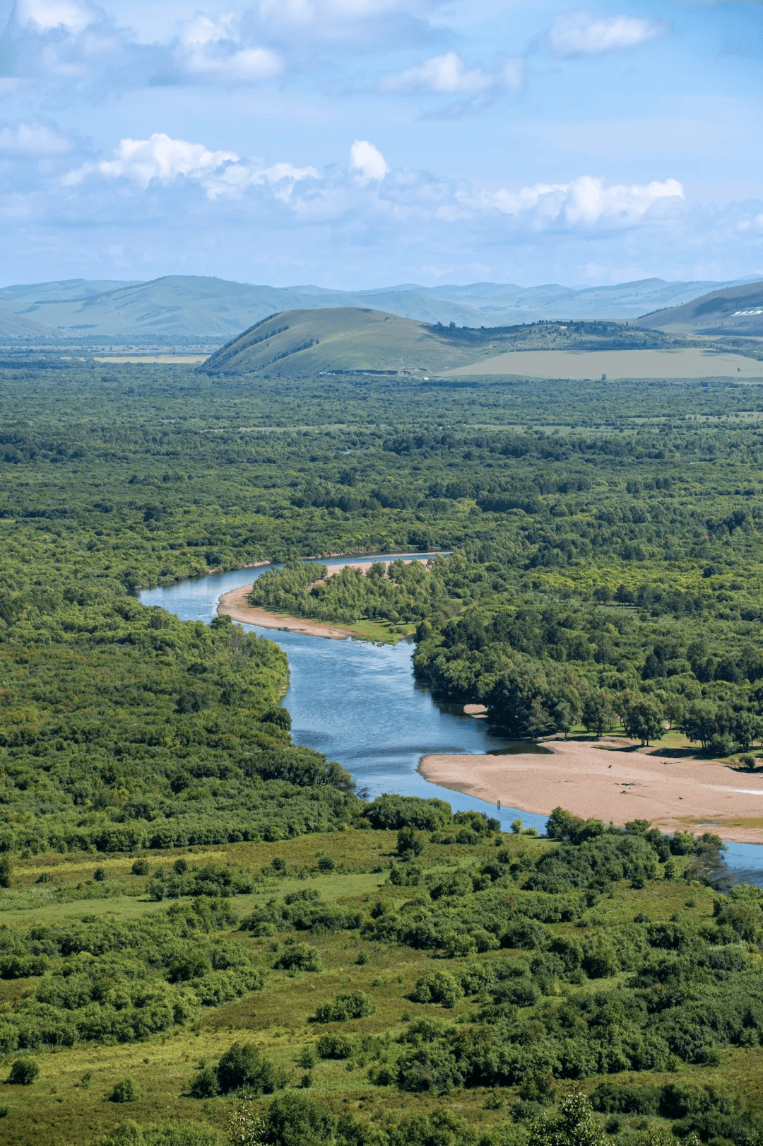 第二天:额尔古纳-根河湿地-敖鲁古雅使鹿部落-莫尔道嘎-老鹰嘴-临江第