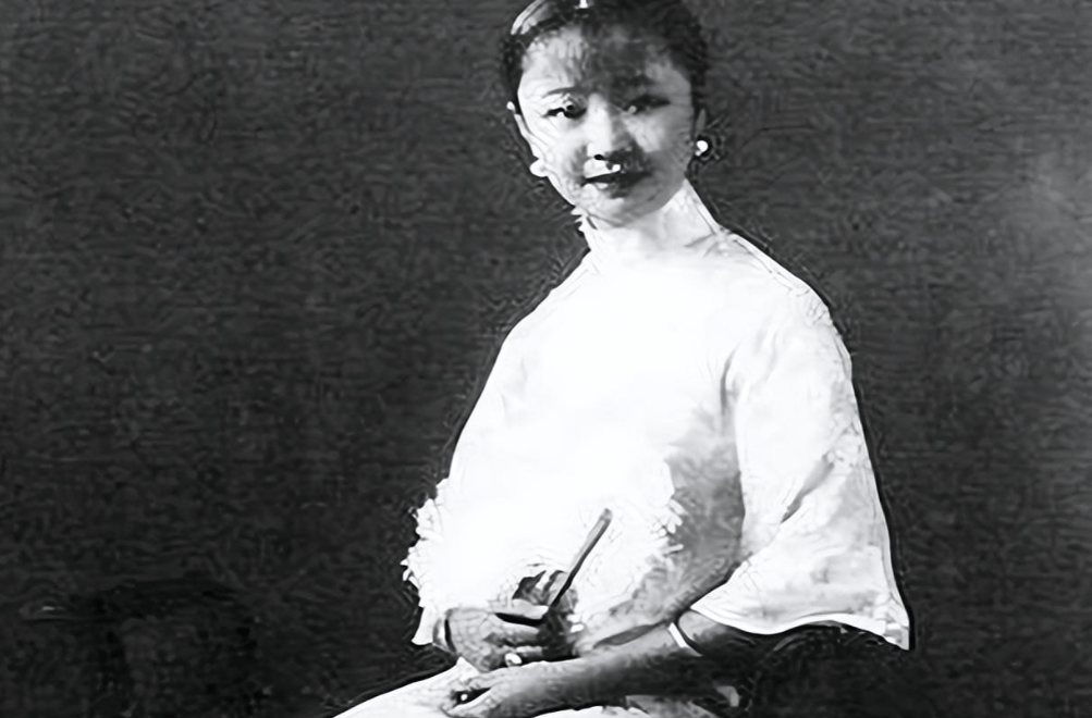 晚清最后的格格韫欢:活到2004年,去世前说出了溥仪不敢说的话