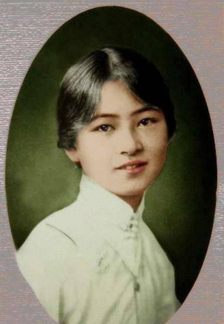 看过民国四大美女珍藏的老照片,你觉得谁的颜值更胜一筹?