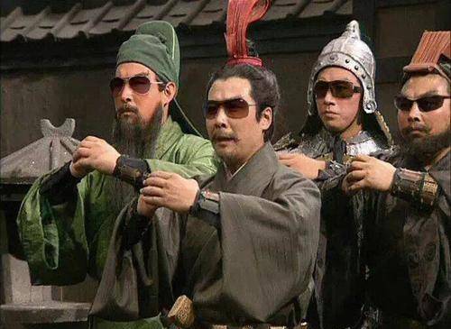 极容易选错:诸葛亮,刘备,曹操,孙权,哪一个不是三国时期的?