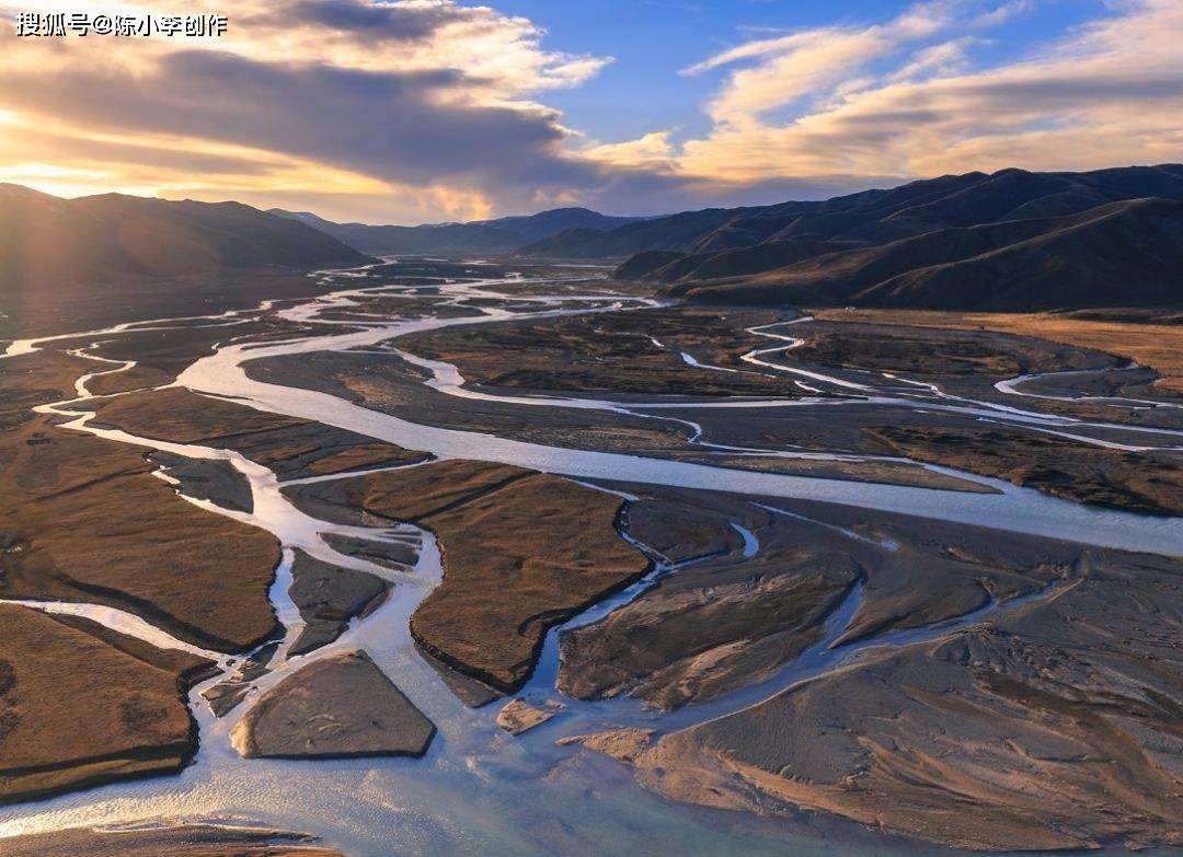 黄河之源,星宿海,感受水滴成河的霸气,领略奔涌浩荡的自然之美
