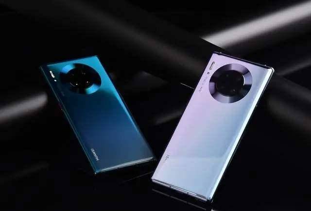 华为年度旗舰mate40系列发布,首发麒麟9000,起步价提升100欧元