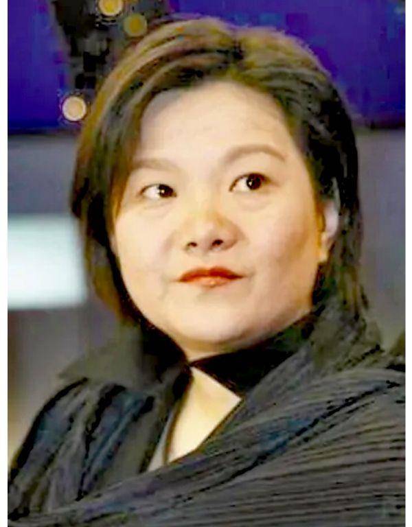 不顺眼的苏芒,还真是把人看准了,看来姜还是老的辣_时尚_吴某凡_名门