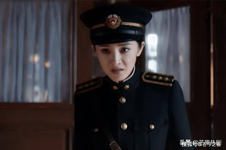 女特务演成女保安!央视点名批评杨幂演技,句句说到观众心坎中