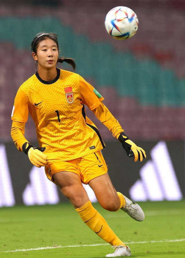 中国女足27名球员实力评级揭秘,王珊珊等球员分层解读