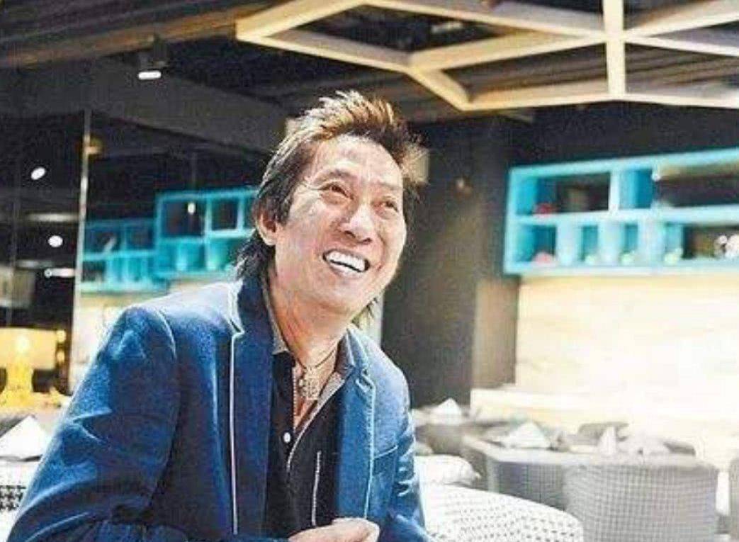 他是潮州黑老大,每天10个人为他数钱,巅峰时曾控制过欧洲黑帮_洪汉义