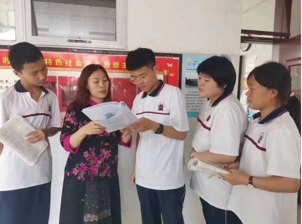 衡水市冀州中学最美教师夏静:桃李满天下 春晖遍四方