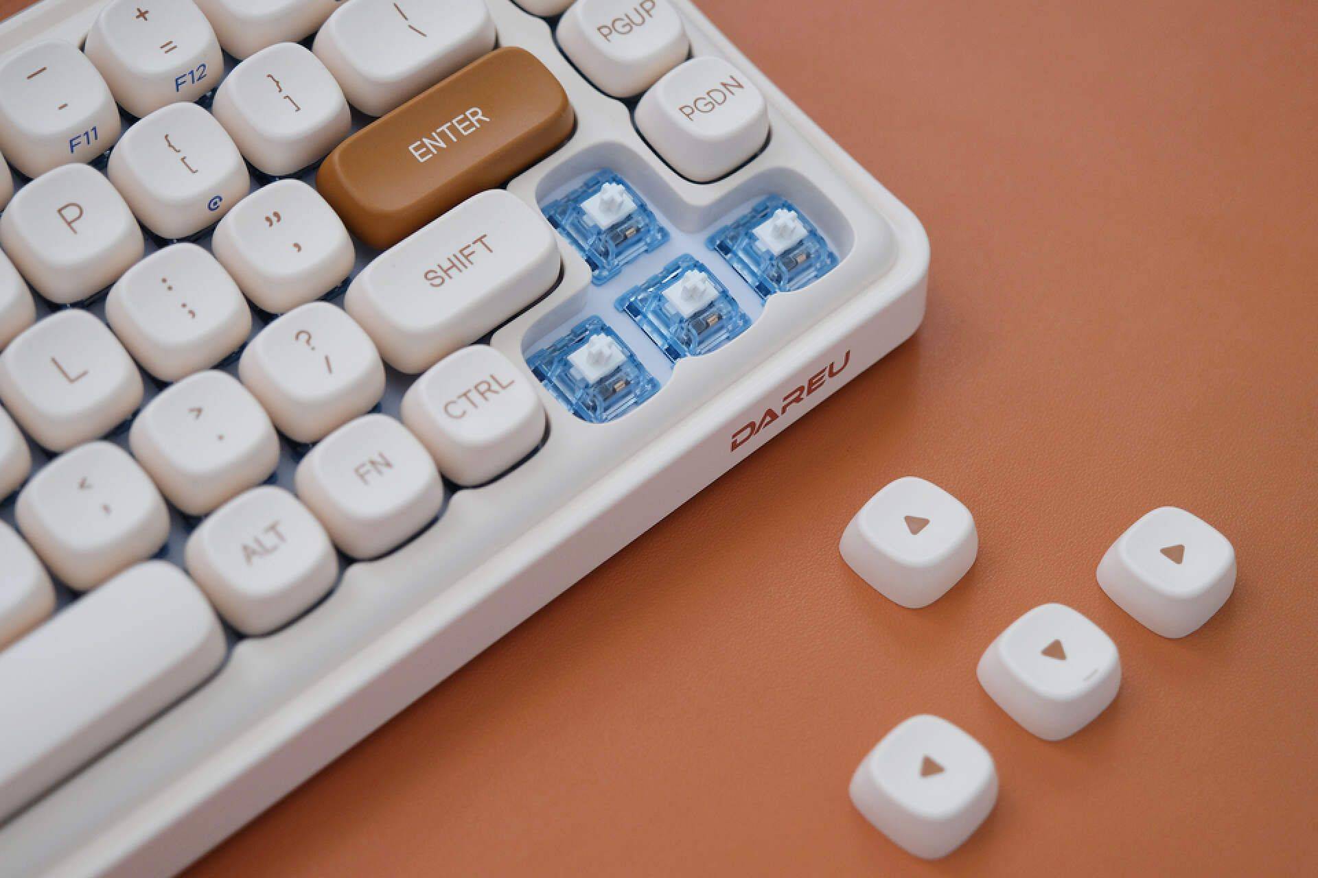 6767达尔优小方糖机械键盘z68:潮流与实用的完美结合!