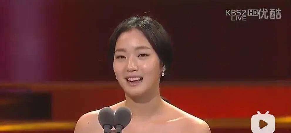 这亚洲顶级女演员,「消失」已经十年了