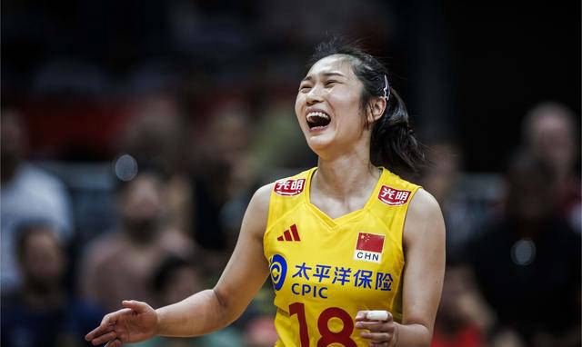 王梦洁获防守榜第一,龚翔宇四项前十,女排首周技术榜单_中国女排_一传