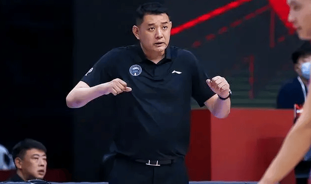 实力不输李春江,杜锋_巩晓彬_球员_新疆男篮