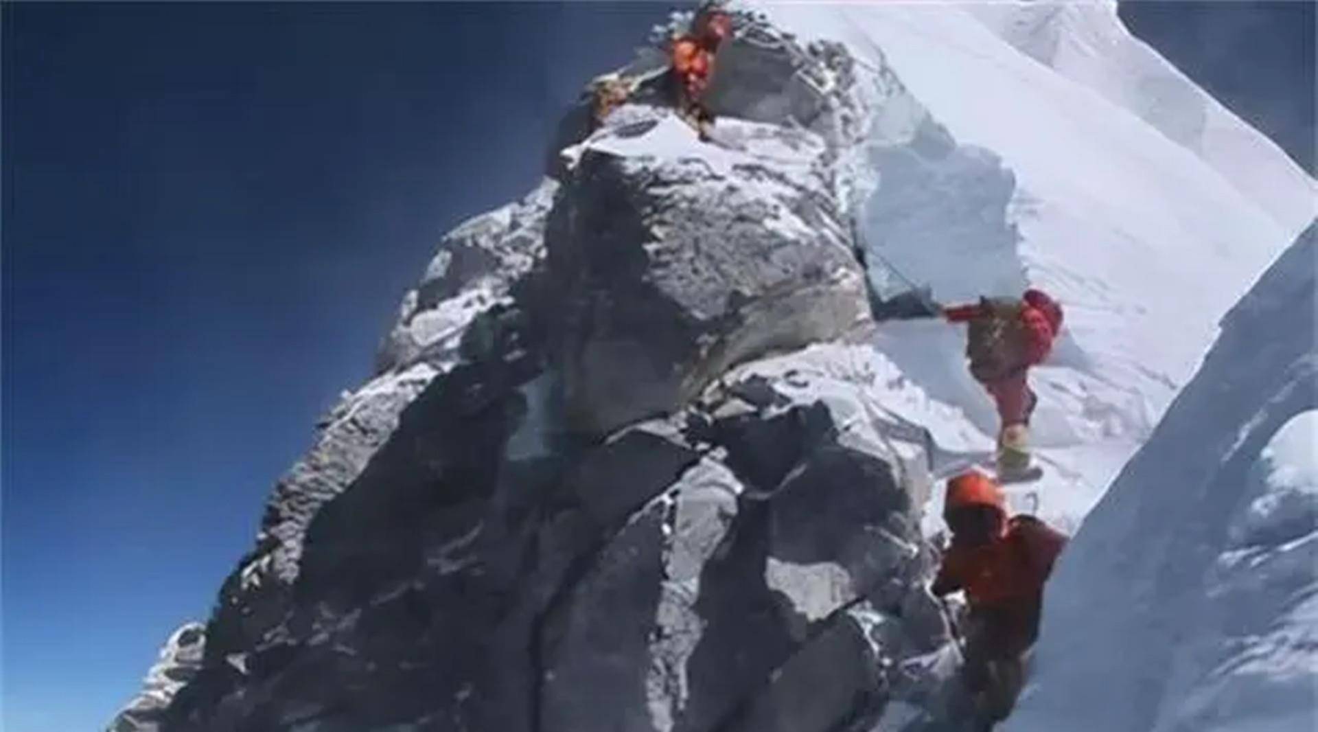 七年后日记中留下诡异话语:我们错了,救救我_村民_梅里雪山_志义