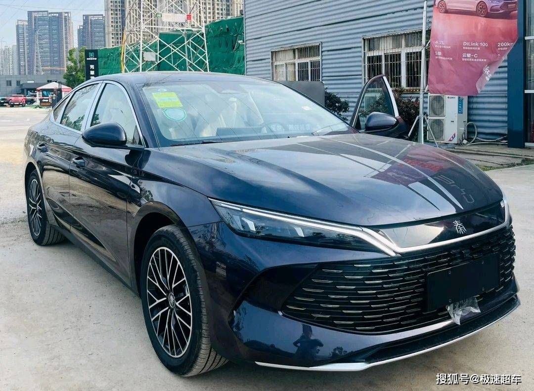 具备“爆款”潜质,首批比亚迪秦L实车配置“大曝光”_搜狐汽车_搜狐网
